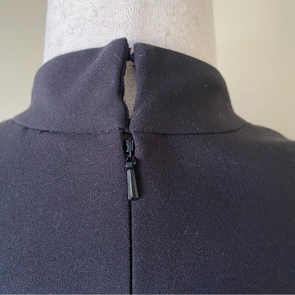 WHBM Classic Black Dress Size 4. - Picture 13 of 16